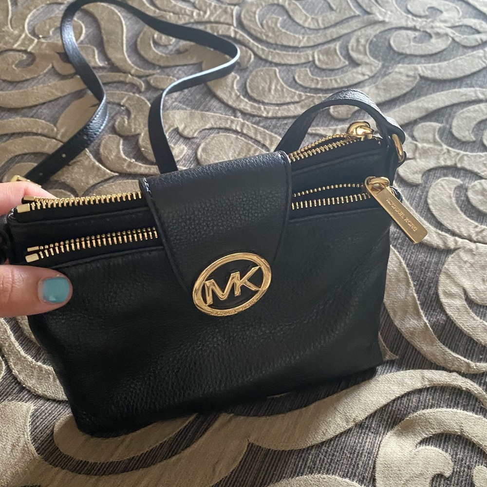 Michael kors side bag